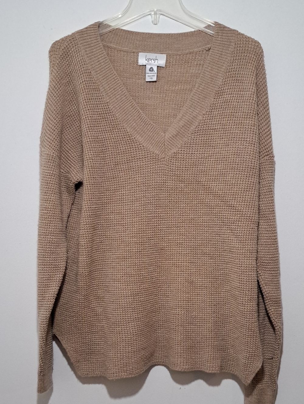 Kersh Relaxed V-Neck Sweater in Taupe Merino Wool Cotton Blend